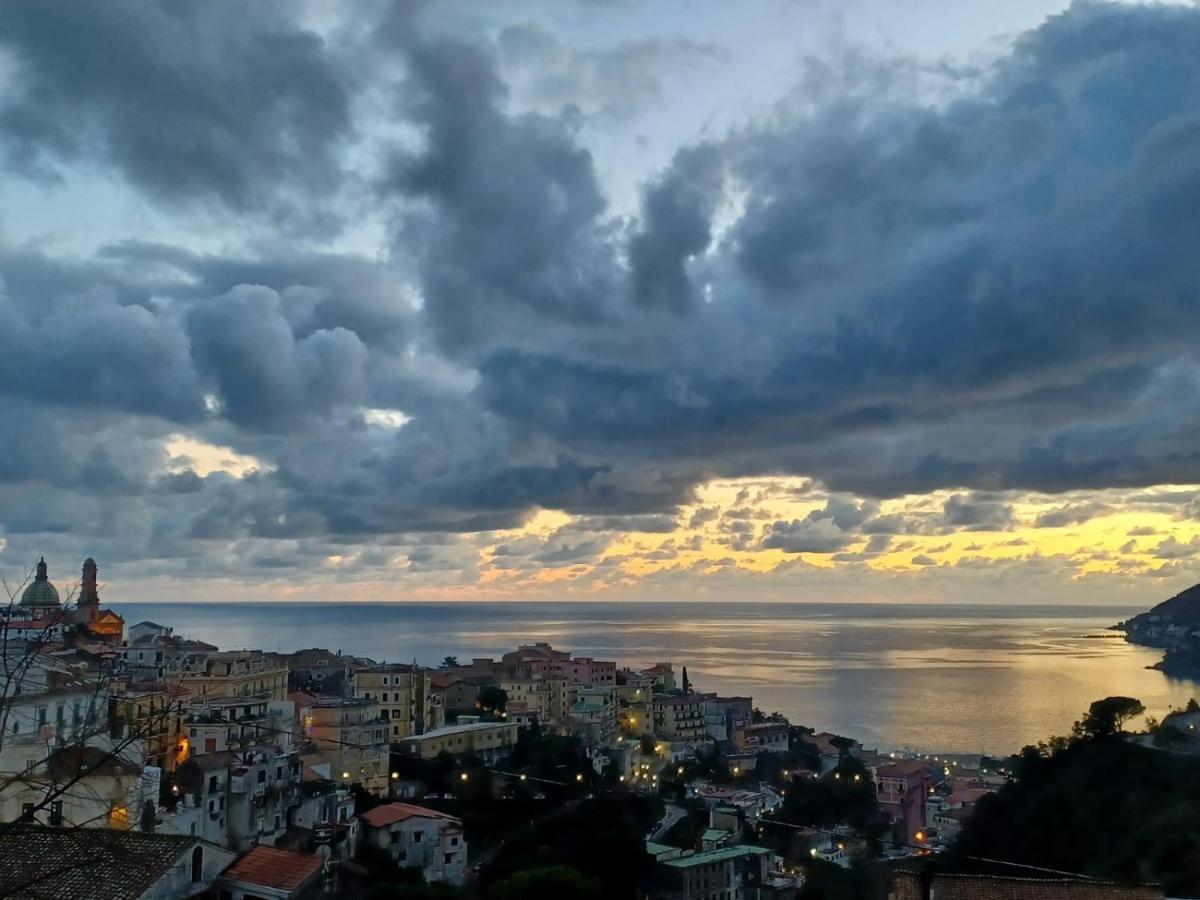 B&B Charming House Salerno Exterior photo
